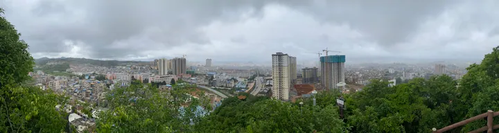 Panoramic view of Yanshan County town