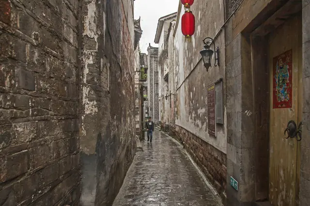 Pushi Ancient Town (浦市古镇)