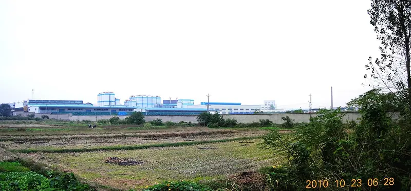 Representative view in Jiaoqu · 郊区代表景观：安徽省巢湖市含山县东郊区眺看啤酒厂 - panoramio
