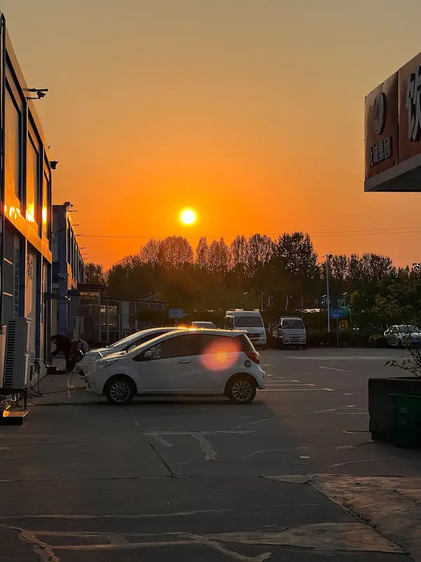 Representative view in Rencheng District · 任城区代表景观：济宁市任城区日落-2023