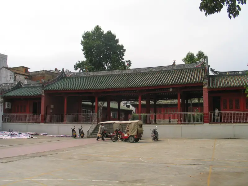 Representative view in Jiangcheng District · 江城区代表景观：阳江学宫
