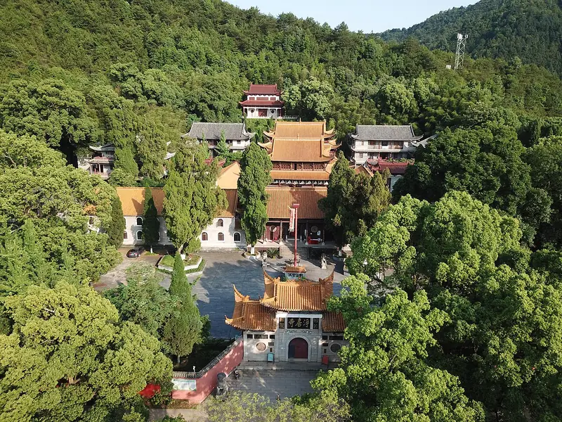 Qingyuan Mountain Jingju Temple (青原山净居寺)