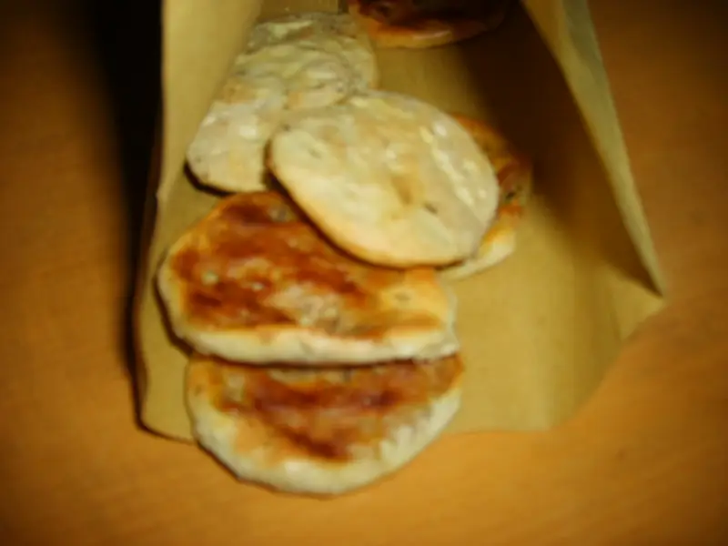 Reference photo for Jian'ou Sesame Baked Cakes · 建瓯光饼同类菜品参考照片