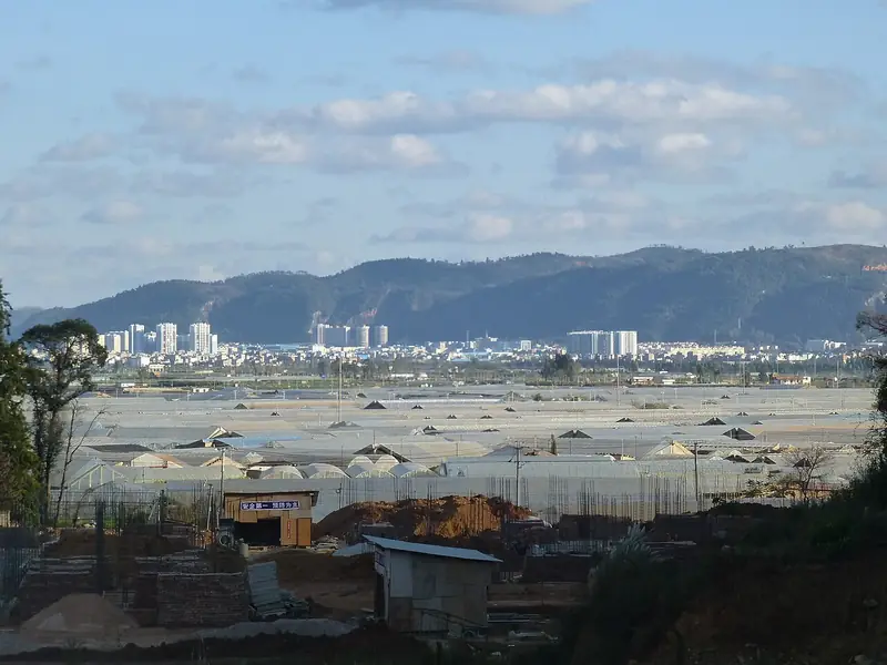 Representative view in Tonghai County · 通海县代表景观：Tonghai County seen from Xingmeng - P1360397