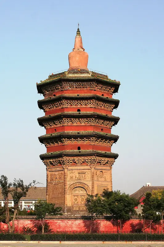 Wenfeng Pagoda and Tianning Temple (文峰塔与天宁寺)